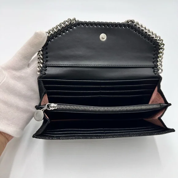 STELLA MCCARTNEY
Vegan Suede Continental Wallet - Picture 6 of 11